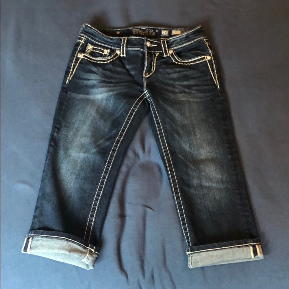 Miss Me, signature cuffed Capri, size 28